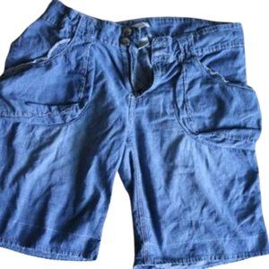 Vintage Women's Sapphire Red Shorts Size 16